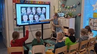 Päiväkummun esikoululaiset oppivat presidenttiehdokkaista