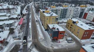 Vantaan ratikan työmaa TIkkurilantiellä.