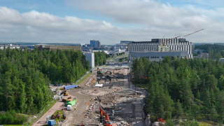 Ilmakuvassa näkyy Aviabulevardi etelän suunnasta.
