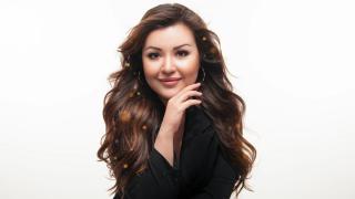 Laulaja Diandra.