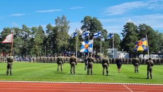 Kaartin jääkärirykmentin vala- ja vakuutustilaisuus Hiekkaharjussa. 