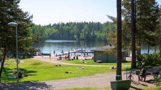 Kuusijärvi kesällä