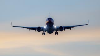 Lentokone taivaalla.