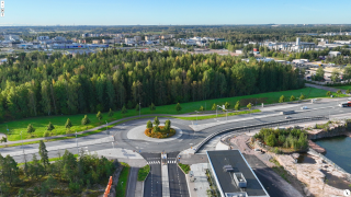 Ilmakuva Plootukalliosta Aviabulevardin suunnasta