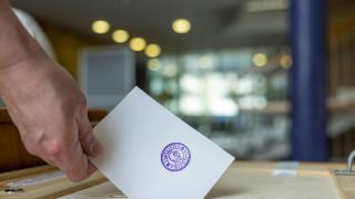 änneslippu laitetaan laatikkoon