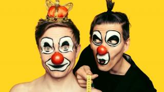Två clowner.