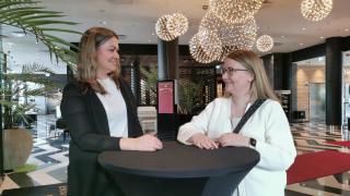 Essi Isoaho ja Tanja Savolainen.