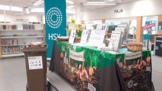 HSY:n infopiste kirjastossa