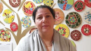 Khalida Yasin arabiankielisellä vaaalivideolla