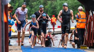 Vantaa Triathlonin osallistujia