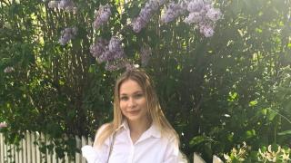 vintage ja second hand -alan yrittäjä Hanna Vahlroos.