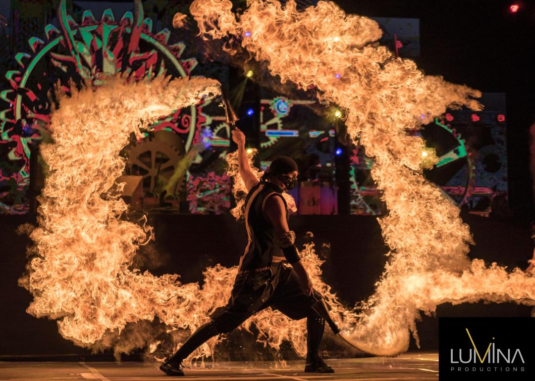 Lumina Production -tulishow.