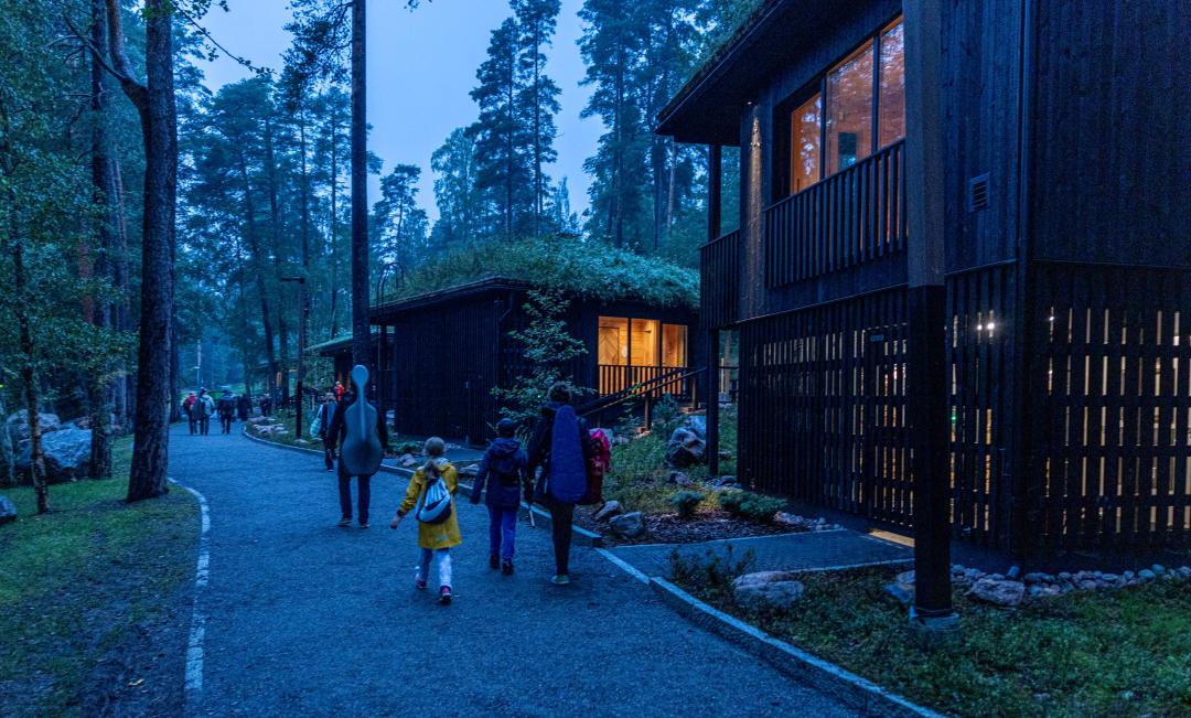 Rökbastur i Hanaöle träsk.