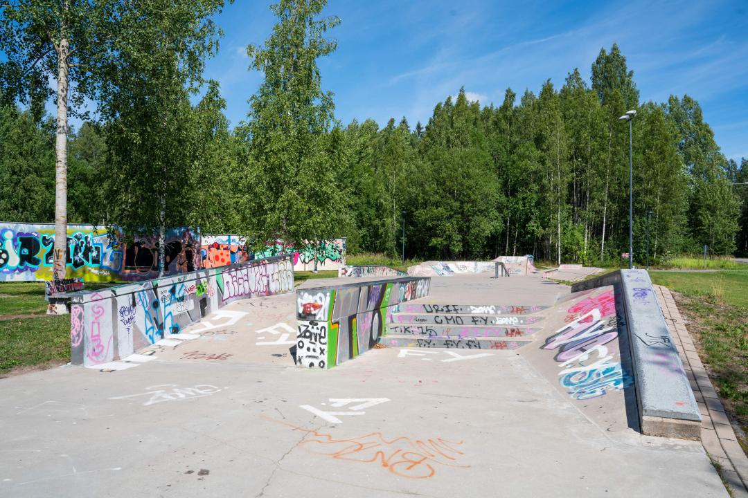 Matarin skeittipuisto